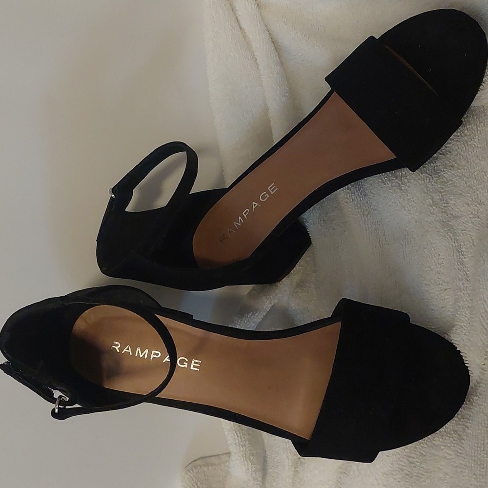 Women's Black faux suede strappy ankle strap sandals.